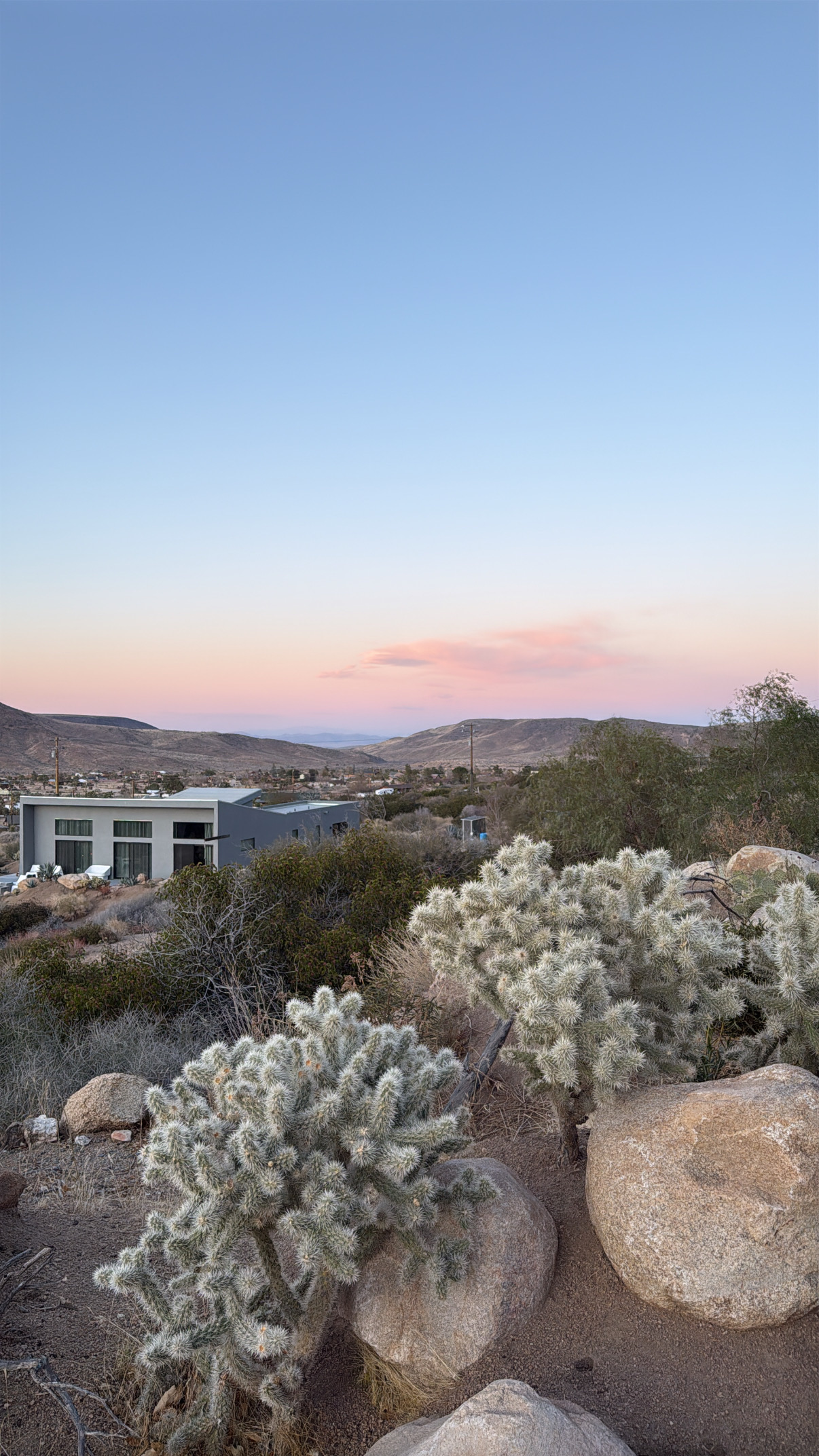 Desert stones and soft retreat landscape details